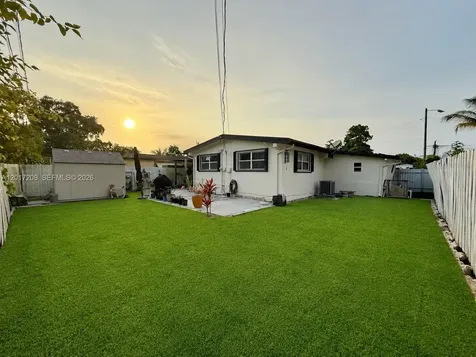 280 NE 173rd Street North Miami Beach FL 33162