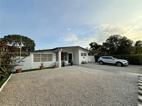 280 NE 173rd Street North Miami Beach FL 33162