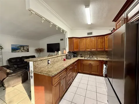 280 NE 173rd Street North Miami Beach FL 33162