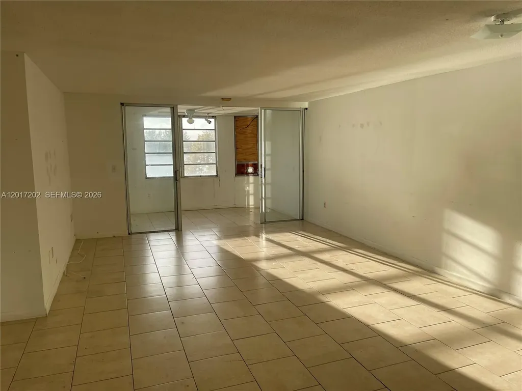 1660 NE 191st Street Miami FL 33179