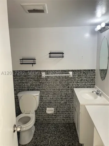 1660 NE 191st Street Miami FL 33179