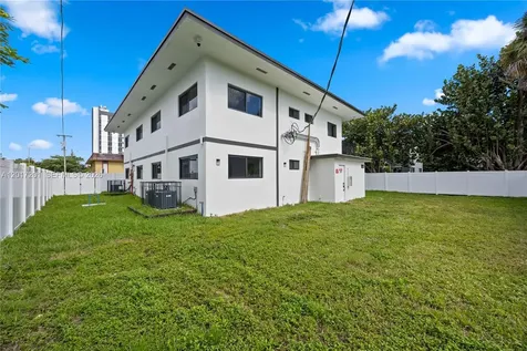 630 NE 166th Street Miami FL 33162
