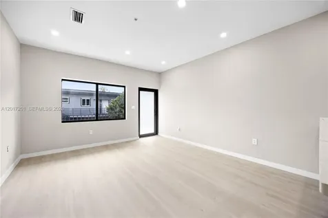 630 NE 166th Street Miami FL 33162