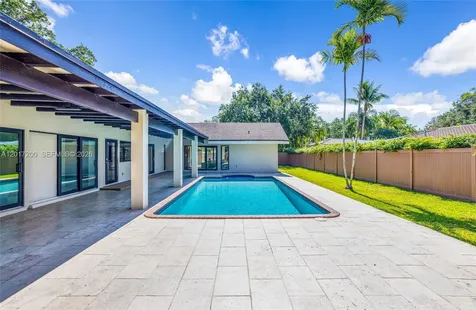 8120 SW 162nd Street Palmetto Bay FL 33157