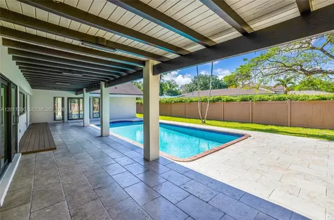 8120 SW 162nd Street Palmetto Bay FL 33157