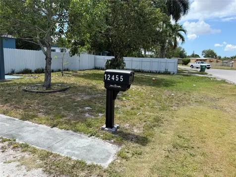 12455 W Randall Park Drive Miami FL 33167