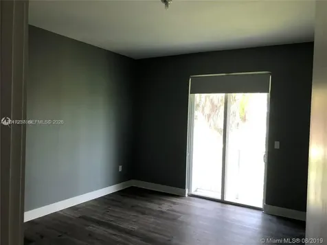 440 NE 35th Court Oakland Park FL 33334
