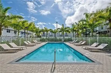 440 NE 35th Court Oakland Park FL 33334