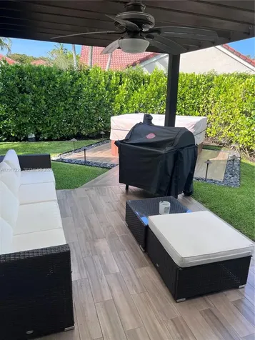 1367 Plumosa Way Weston FL 33327