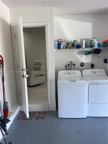 1367 Plumosa Way Weston FL 33327