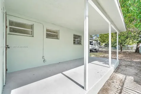 1375 NW 77th Street Miami FL 33147