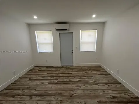 885 SW 29th Avenue Miami FL 33135
