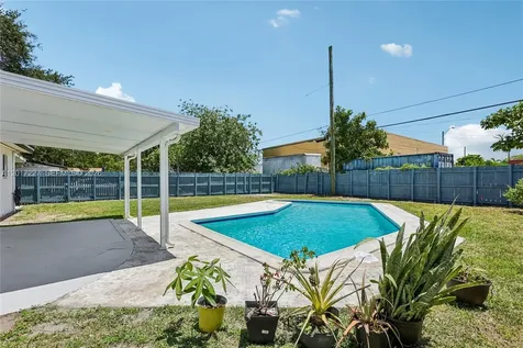 6214 Fletcher Street Hollywood FL 33023