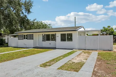 6214 Fletcher Street Hollywood FL 33023