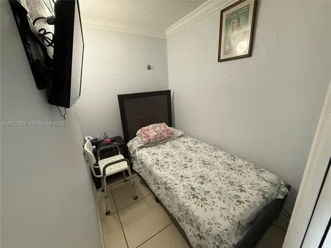7101 SW 89th Court Miami FL 33173