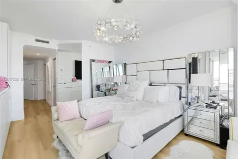 848 Brickell Key Drive Miami FL 33131
