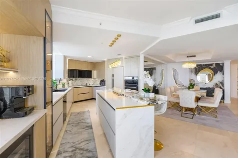 848 Brickell Key Drive Miami FL 33131
