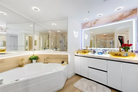 848 Brickell Key Drive Miami FL 33131