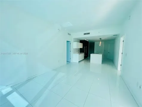 851 NE 1st Avenue Miami FL 33132
