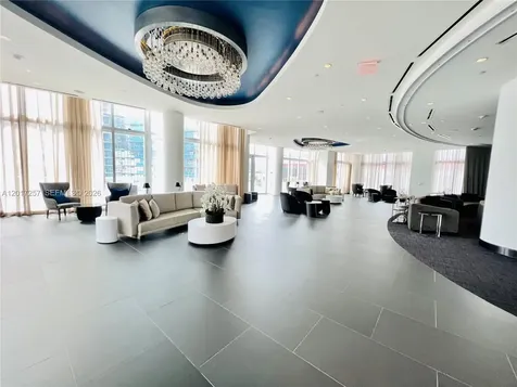 851 NE 1st Avenue Miami FL 33132
