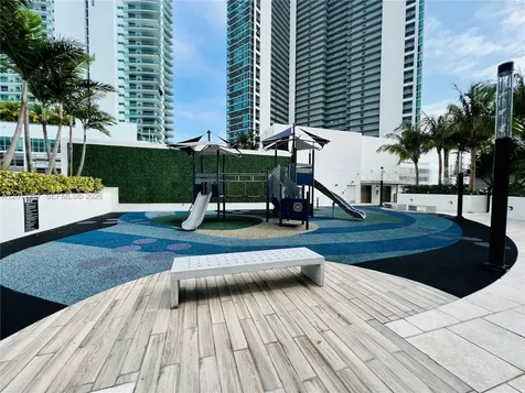 851 NE 1st Avenue Miami FL 33132