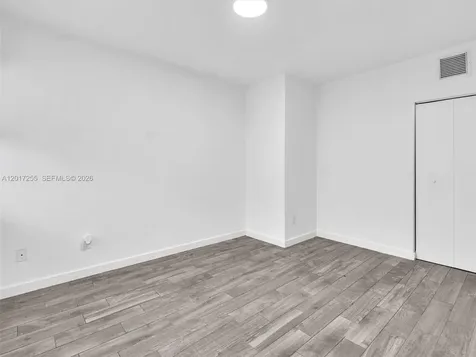 557 Michigan Avenue Miami Beach FL 33139