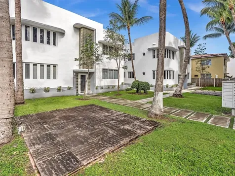 557 Michigan Avenue Miami Beach FL 33139