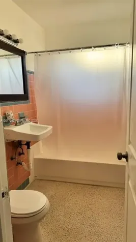 3085 W Flagler Street Miami FL 33135