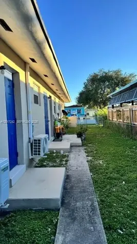 3085 W Flagler Street Miami FL 33135