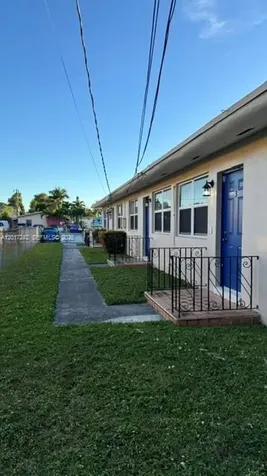 3085 W Flagler Street Miami FL 33135