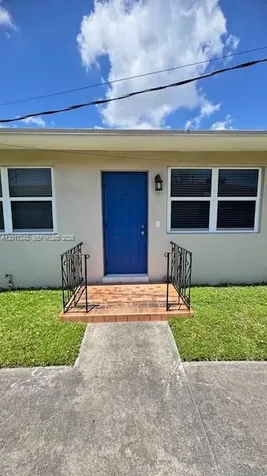 3085 W Flagler Street Miami FL 33135