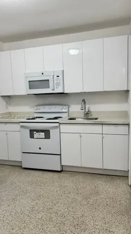 3085 W Flagler Street Miami FL 33135