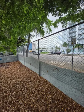 2660 SW 17th Street Miami FL 33145