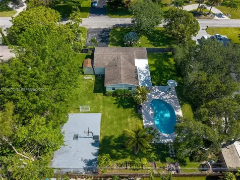 7000 SW 59th Street Miami FL 33143