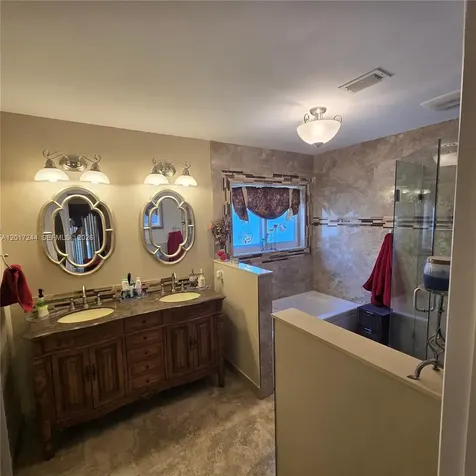 10940 NW 18th Court Plantation FL 33322
