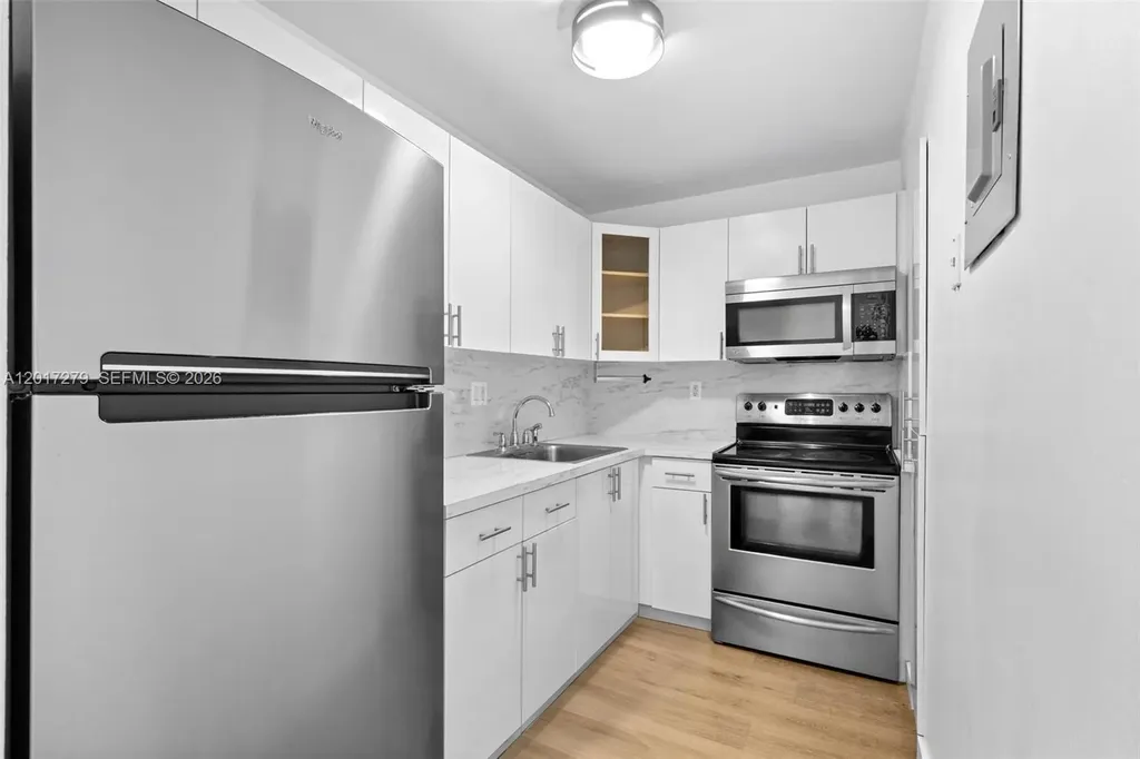 4801 NW 7th Street Miami FL 33126
