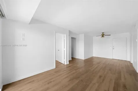4801 NW 7th Street Miami FL 33126