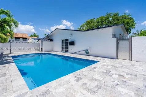 1900 SW 24th Street Miami FL 33145