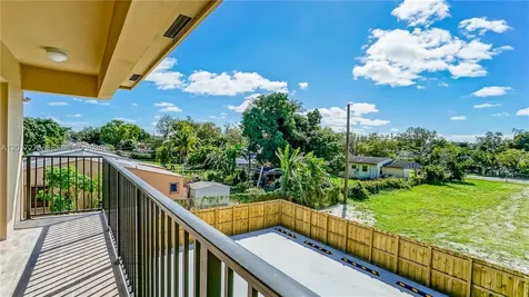 2190 NW 96th Terrace Miami FL 33147