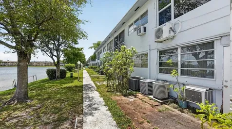 300 NE 191st Street Miami FL 33179