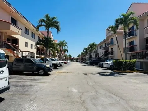 5650 W 26th Court Hialeah FL 33016