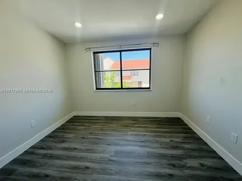 5650 W 26th Court Hialeah FL 33016