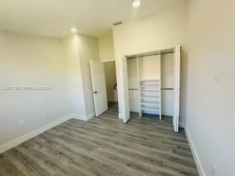 5650 W 26th Court Hialeah FL 33016