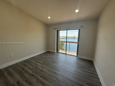 5650 W 26th Court Hialeah FL 33016