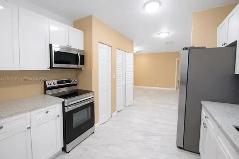 1015 NW 8th Avenue Fort Lauderdale FL 33311