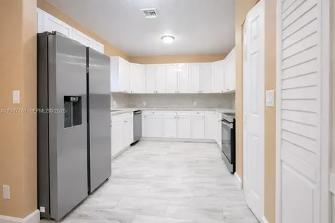 1015 NW 8th Avenue Fort Lauderdale FL 33311
