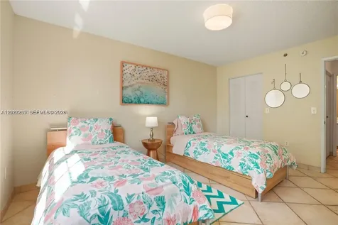 19555 E Country Club Drive Aventura FL 33180