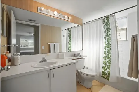 19555 E Country Club Drive Aventura FL 33180