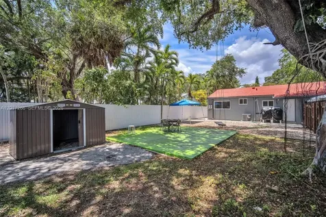 1550 NE 131st Lane North Miami FL 33161