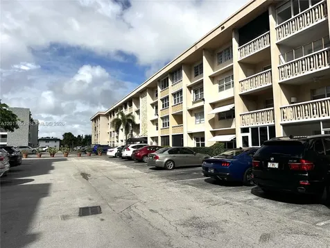 410 SE 2nd Street Hallandale Beach FL 33009